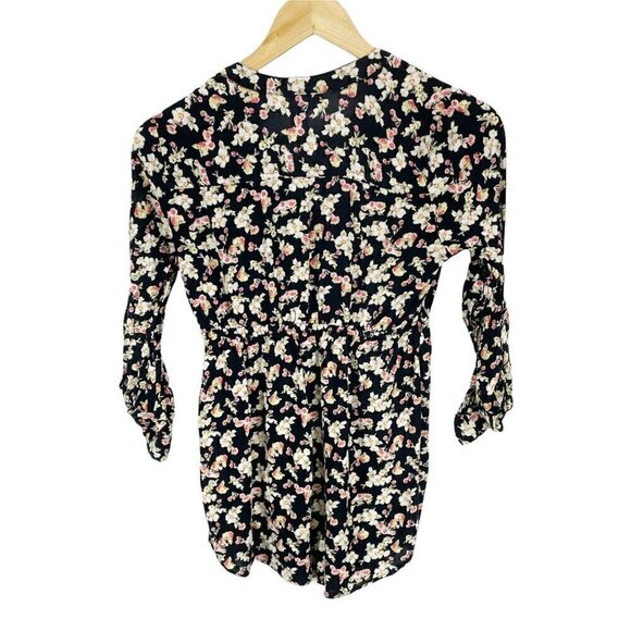 Motherhood Maternity Black Floral Blouse Sz S 3/4 Sleeves Henley Button Front - Picture 2 of 4